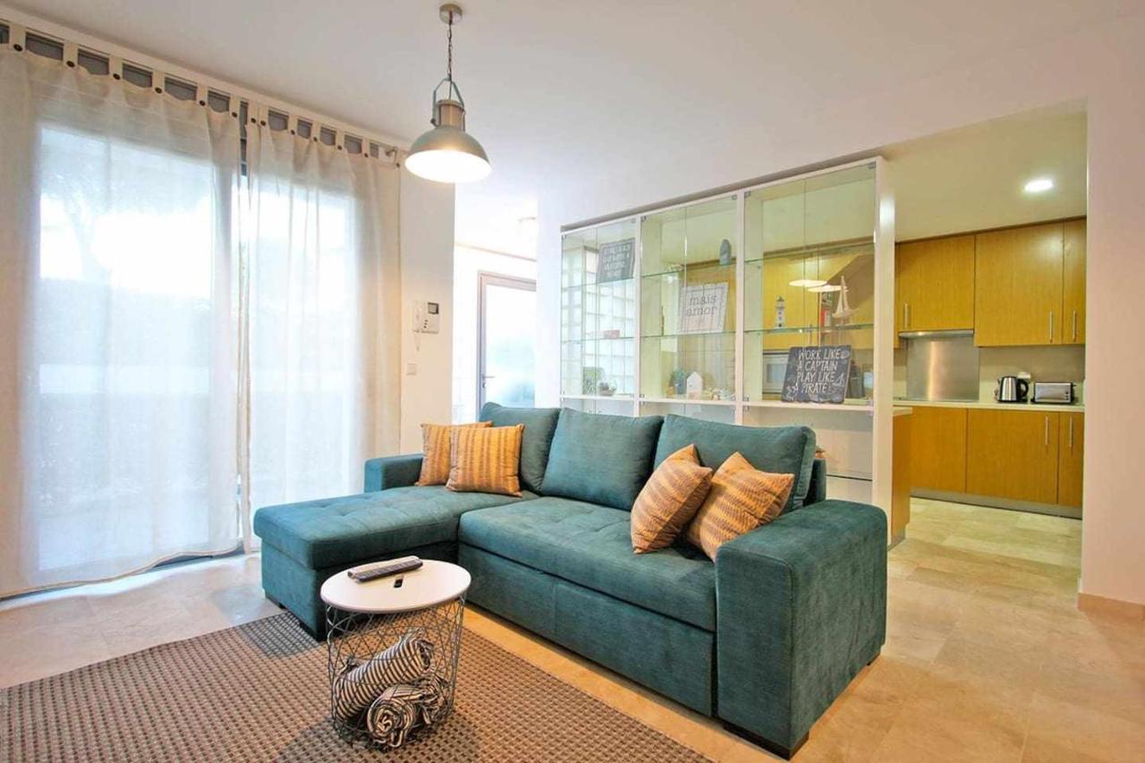 Believe In Dream Apart Contemporaneo Com Piscina Тавира Екстериор снимка